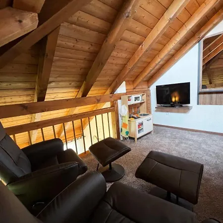 Haus Uhlennest Holiday home Uehlingen-Birkendorf