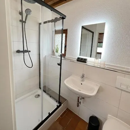 Haus Uhlennest Holiday home Uehlingen-Birkendorf